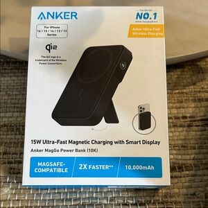 Anker MagGo 15W Magnetic Power Bank with Smart Display — Black